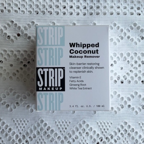 STRIP MAKEUP Whipped Coconut Makeup Remover Skin-Barrier Restoring Cleanser - Picture 1 of 5